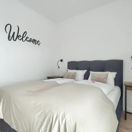 Your Holidays Euronia 米兹多洛杰