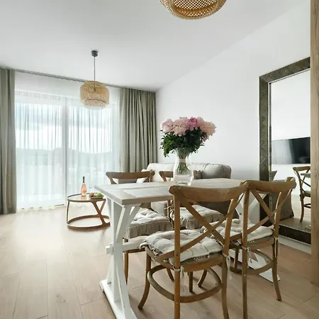 Your Holidays Euronia 米兹多洛杰